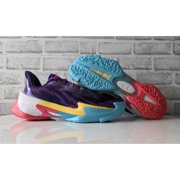 Size 14 - Under Armour Curry Series 7 Curry World Tour 3027983-500 Brand New